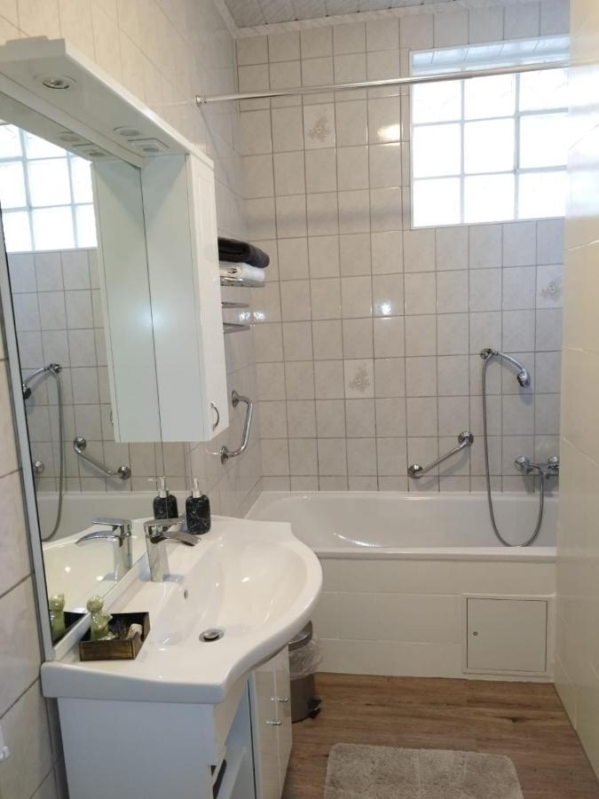 Ferienwohnung Maks Und Kris Sankt Andrä bei Frauenkirchen Екстериор снимка